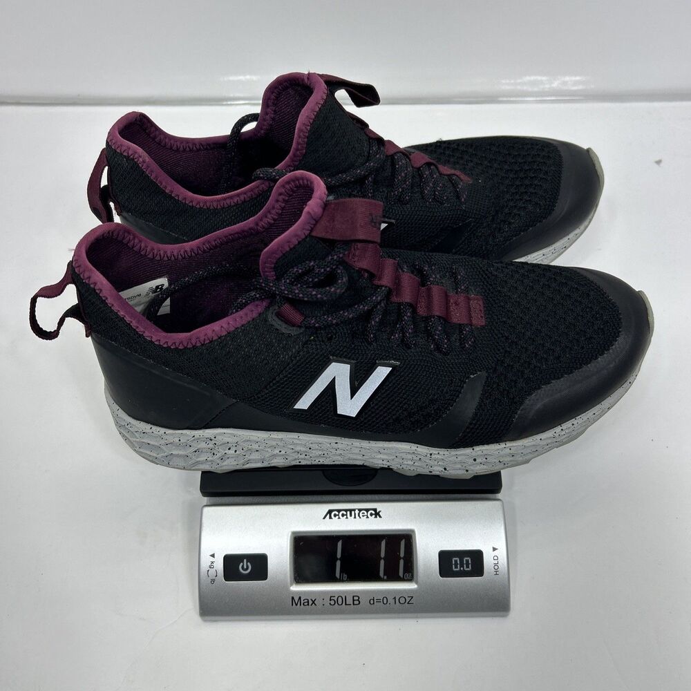 New Balance Fresh Foam Trailbuster Women's Size 8 Black Gray Purple Trails Hike - Picture 15 of 15